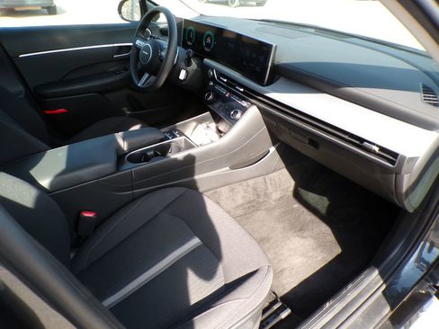 Used 2025 Hyundai Sonata SEL image 16