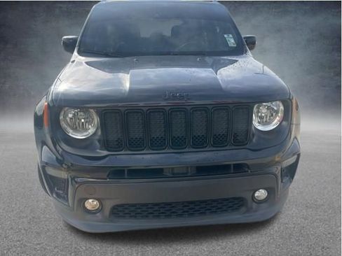 Used 2022 Jeep Renegade Altitude w/ Convenience Group AWD/4WD image 3