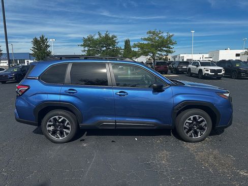 Certified 2026 Subaru Forester Premium AWD/4WD image 2