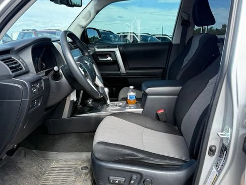 Used 2020 Toyota 4Runner SR5 AWD/4WD image 16