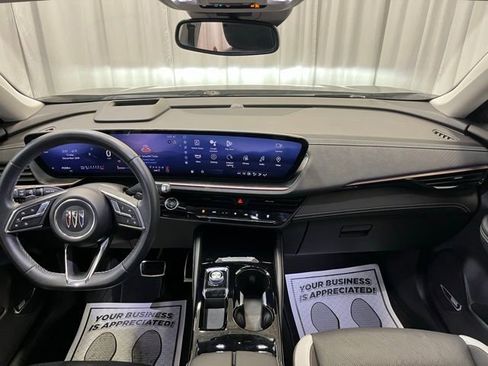 Used 2024 Buick Envision Sport Touring image 4