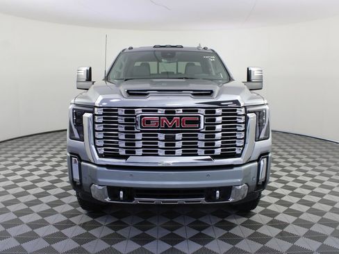 New 2026 GMC Sierra 2500 Denali w/ Denali Reserve Package AWD/4WD image 32
