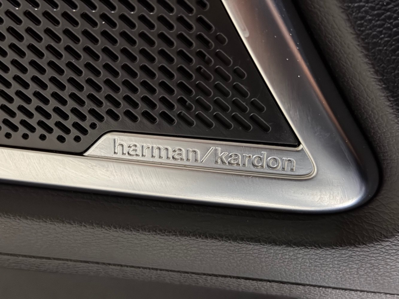 Used 2021 Kia Telluride SX w/ Towing Package AWD/4WD image 38