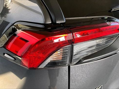 Used 2025 Toyota RAV4 XLE w/ Convenience Package FWD image 25
