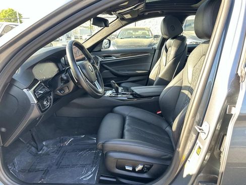 Used 2021 BMW 530i w/ Premium Package RWD image 26
