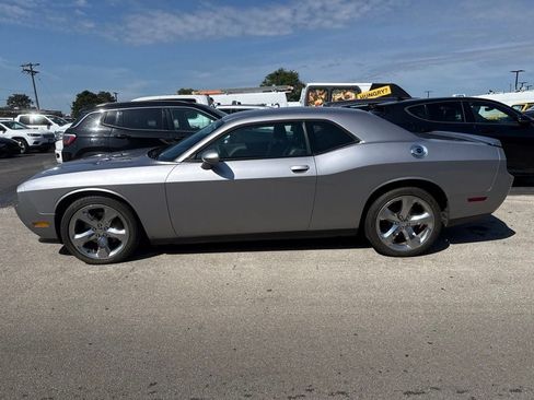 Used 2013 Dodge Challenger R/T Plus RWD image 5