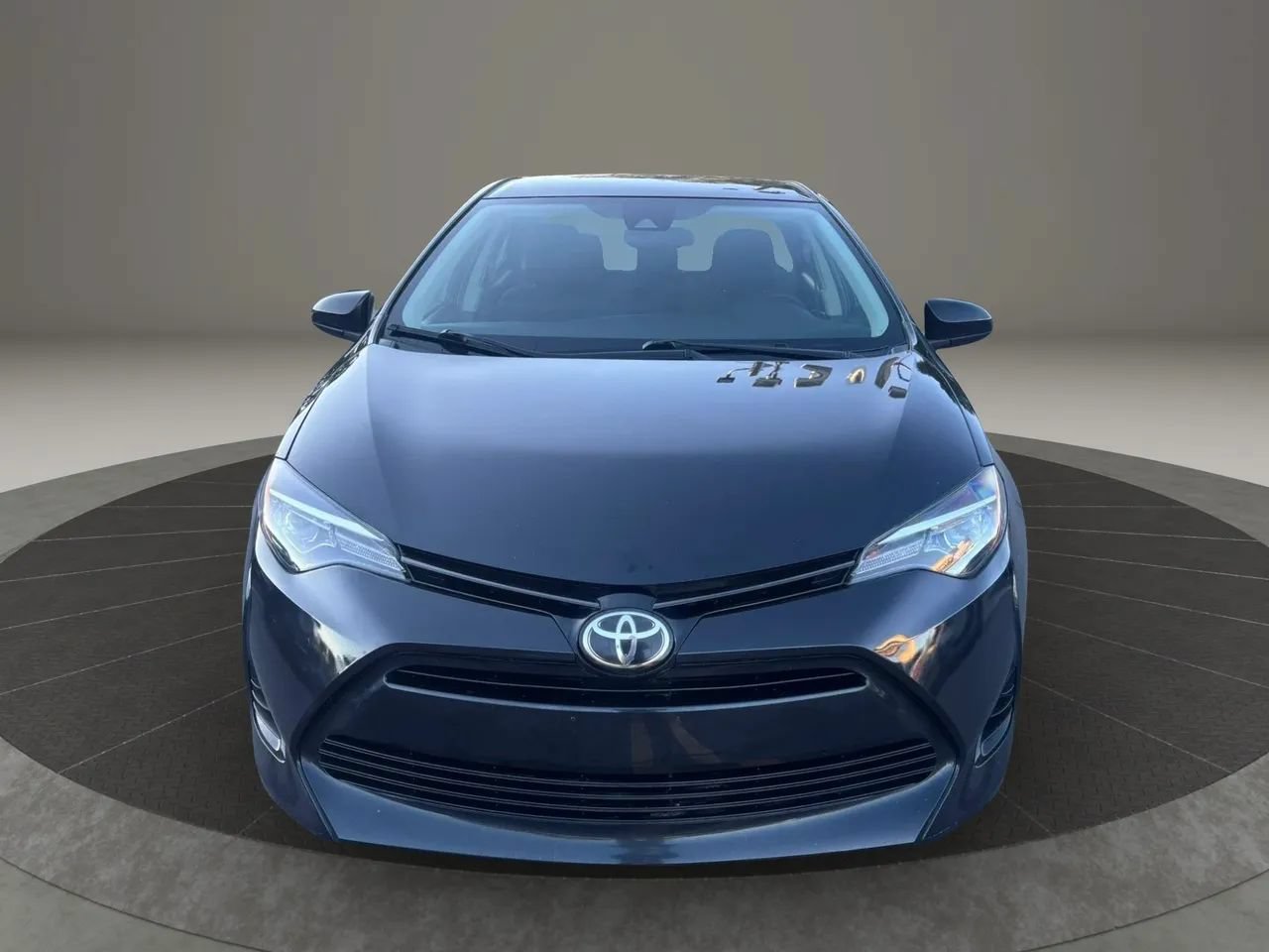 Used 2017 Toyota Corolla LE FWD image 7