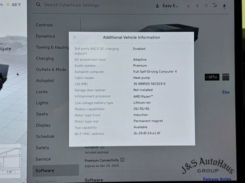 Used 2024 Tesla Cybertruck AWD Crew Cab image 18