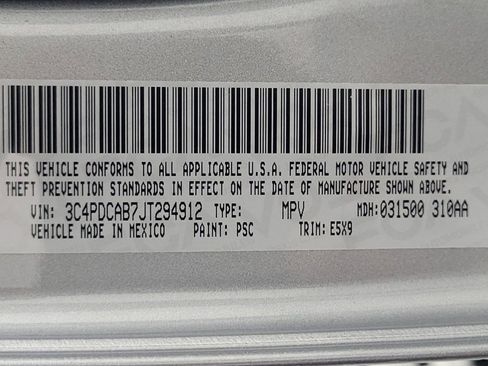 Used 2018 Dodge Journey SE FWD image 33