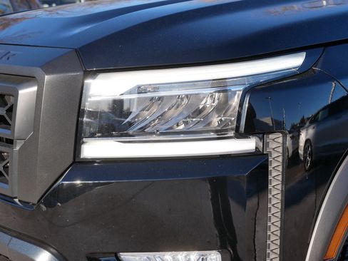 Certified 2024 Nissan Frontier PRO-4X w/ Technology Package image 16
