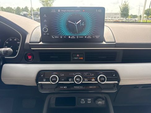Certified 2025 Honda Pilot EX-L image 19