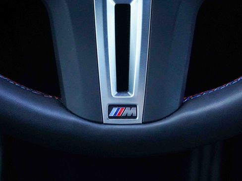 Certified 2025 BMW X7 M60i image 24