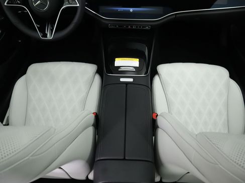 New 2026 Mercedes-Benz E 350 Sedan image 18