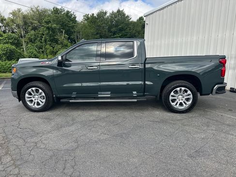 Used 2026 Chevrolet Silverado 1500 LTZ AWD/4WD image 9