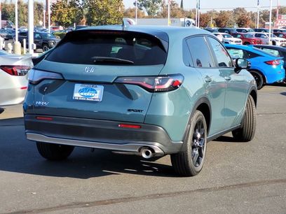 New 2025 Honda HR-V Sport