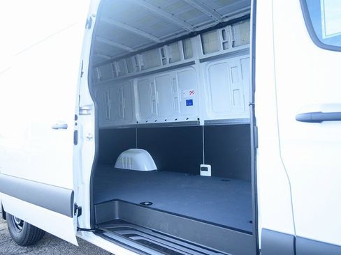 New 2026 Mercedes-Benz Sprinter 2500 image 14