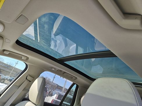New 2026 Volvo XC90 B6 Ultra w/ Protection Package Premier AWD/4WD image 12