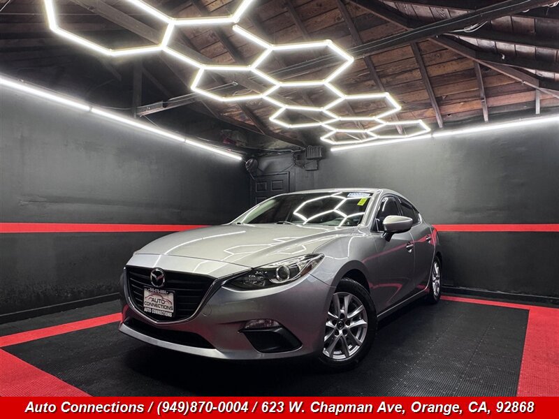 Used 2016 MAZDA MAZDA3 i Sport w/ Preferred Equipment Package FWD image 2