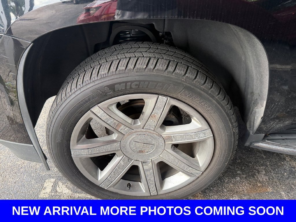 Used 2020 Cadillac Escalade ESV Luxury RWD image 8