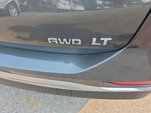 Used 2021 Chevrolet Equinox LT AWD/4WD image 16