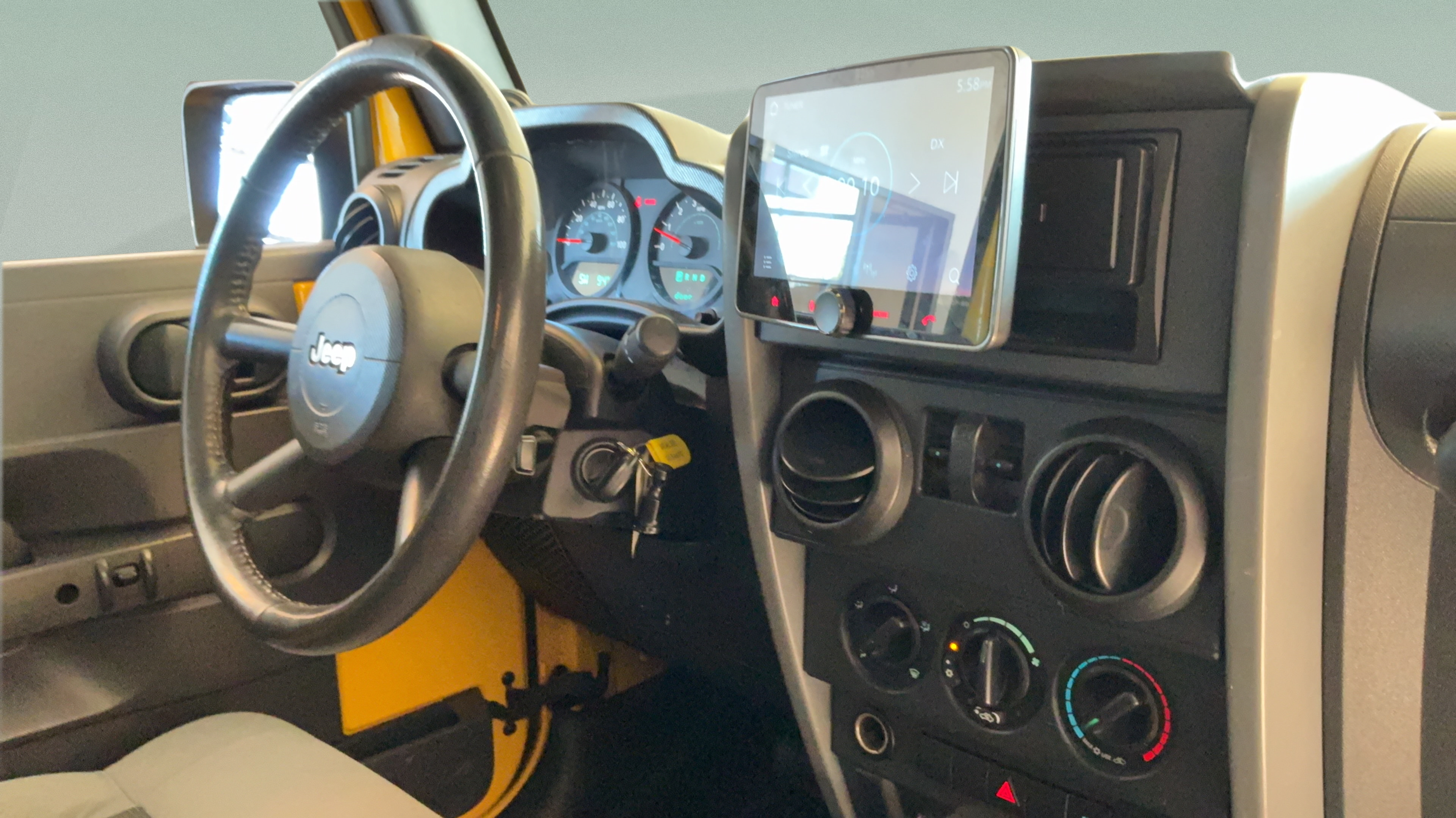 Used 2009 Jeep Wrangler X AWD/4WD image 41