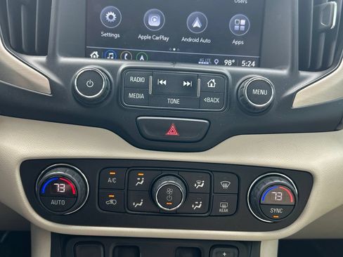 Used 2018 GMC Terrain Denali w/ Comfort Package FWD image 16