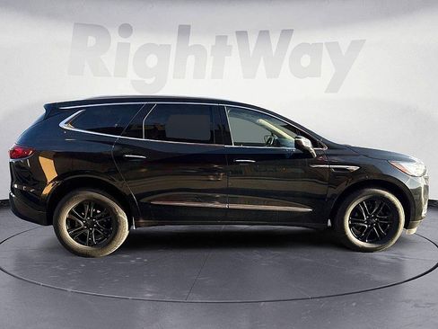 Used 2021 Buick Enclave Essence w/ Sound and Sites Package AWD/4WD image 6