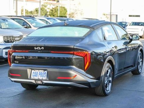 New 2026 Kia K4 LXS image 7