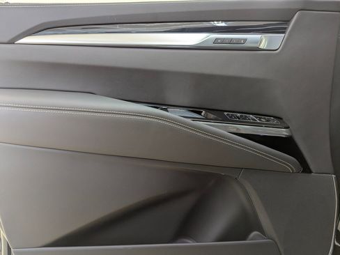 New 2026 Cadillac Escalade ESV Sport w/ LPO, ONYX Package image 24