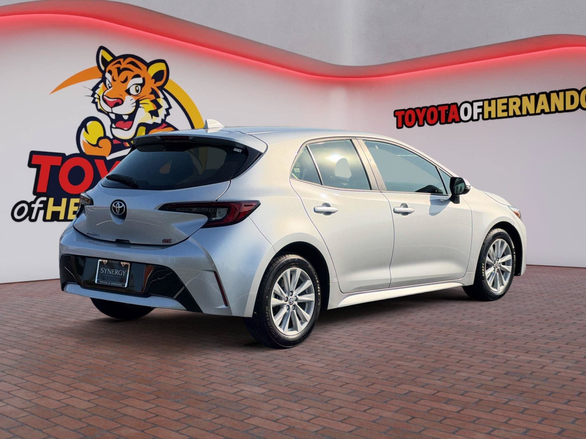 Used 2024 Toyota Corolla SE FWD image 6