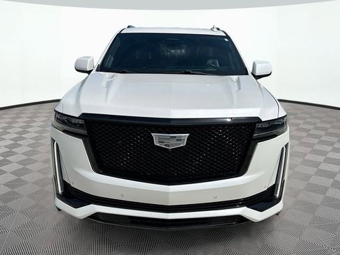Used 2021 Cadillac Escalade ESV Sport Platinum AWD/4WD image 2