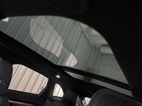 Used 2025 Jaguar F-PACE R-Dynamic S image 25