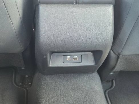 Used 2025 Nissan Altima 2.5 SV FWD image 34