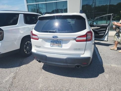 Used 2022 Subaru Ascent Premium w/ Convenience Package AWD/4WD image 7