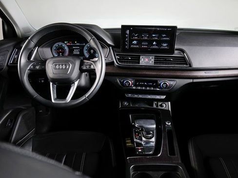 Used 2023 Audi Q5 2.0T Premium Plus w/ Premium Plus Package AWD/4WD image 13
