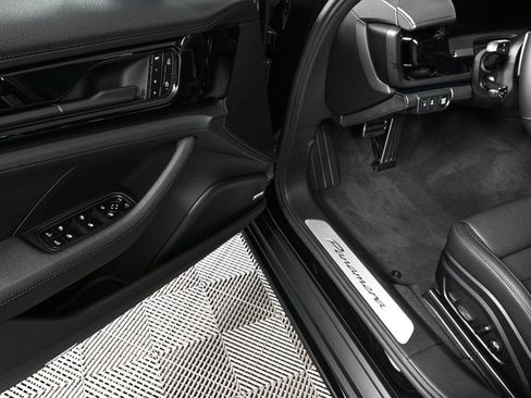 New 2026 Porsche Panamera image 8