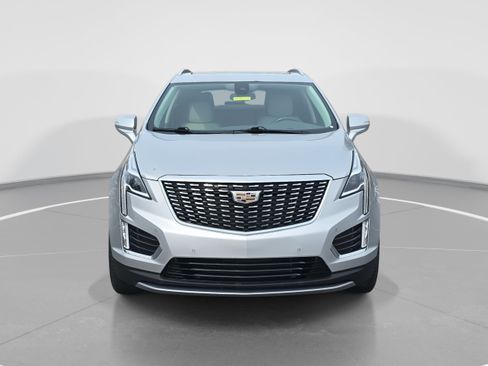 Used 2020 Cadillac XT5 Premium Luxury image 2