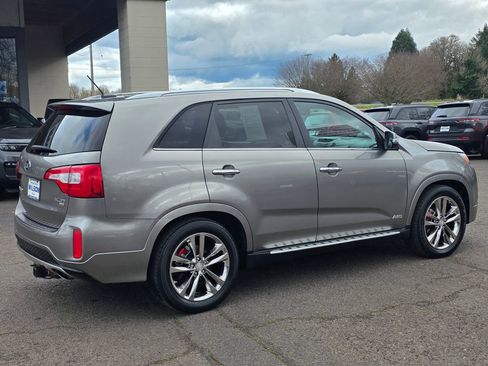 Used 2014 Kia Sorento SX w/ 3rd Row Package image 35