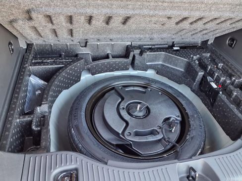 Used 2022 Buick Encore Preferred w/ Safety Package AWD/4WD image 26