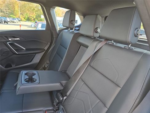 Used 2025 BMW X1 xDrive28i image 13