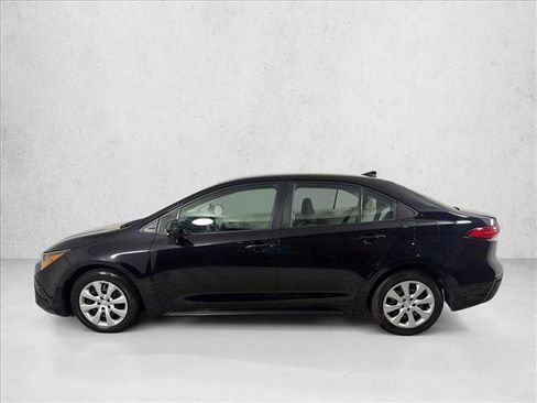 Used 2023 Toyota Corolla LE FWD image 6