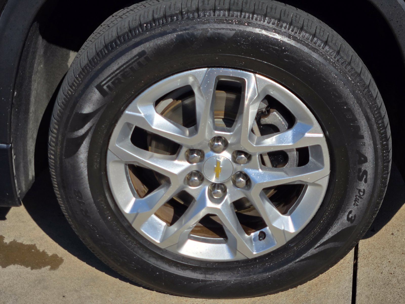 Used 2018 Chevrolet Traverse LT FWD image 7