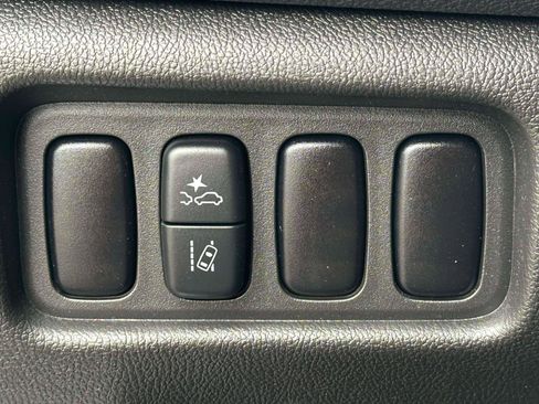 Used 2024 Mitsubishi Outlander Sport ES image 18