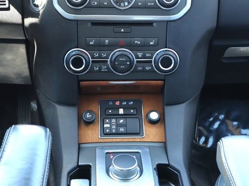 Used 2016 Land Rover LR4 HSE LUX image 14