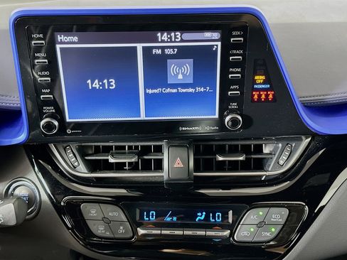 Used 2021 Toyota C-HR XLE image 23