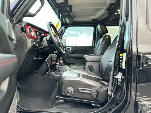 Used 2022 Jeep Gladiator Rubicon image 11