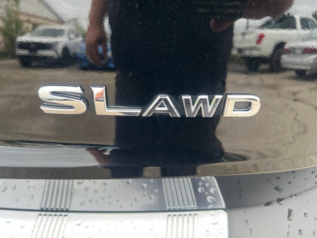 Certified 2023 Nissan Rogue SL AWD/4WD image 35