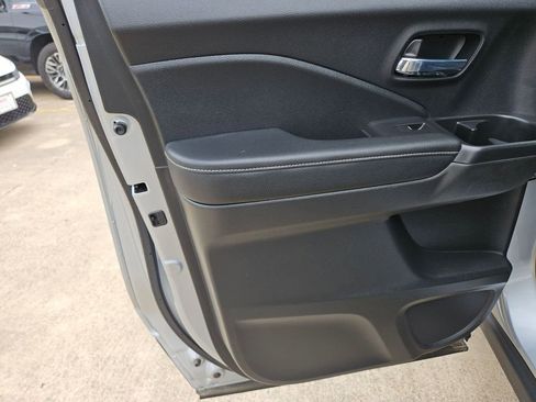 Used 2025 Honda Ridgeline RTL image 29