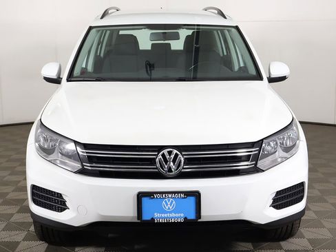 Used 2017 Volkswagen Tiguan Limited w/ Premium Package AWD/4WD image 8