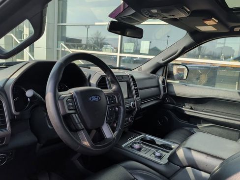 Used 2020 Ford Expedition Max XLT w/ Equipment Group 202A AWD/4WD image 2